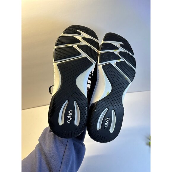 Ryka Black Sneakers (size 8.5) - Picture 6 of 10